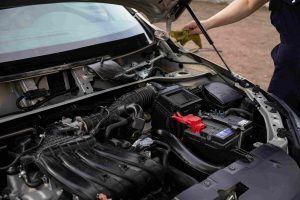 partes de una batería de coche