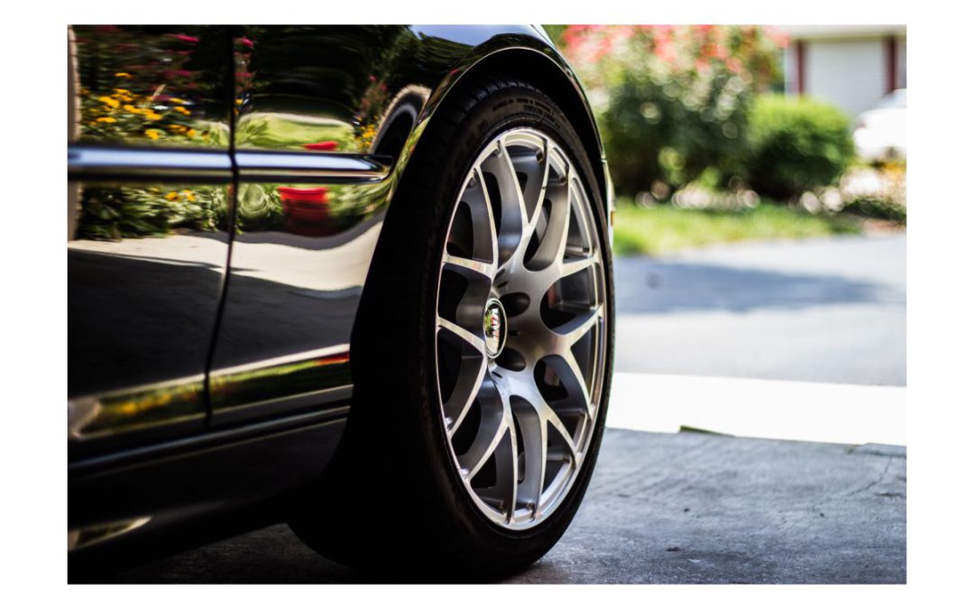 Pasos para medir la presión de los neumáticos de coche