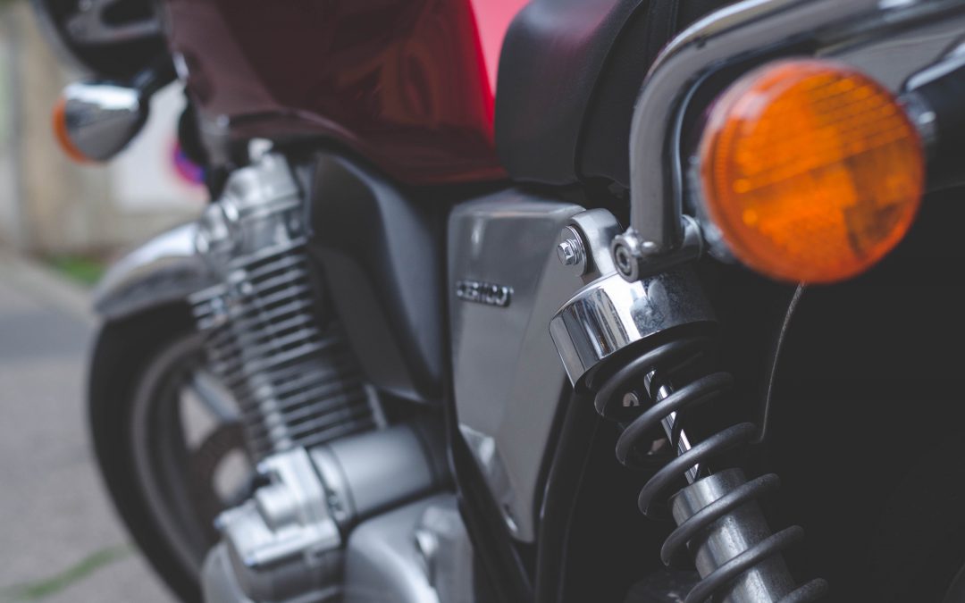 Cómo y por qué revisar las suspensiones de tu moto